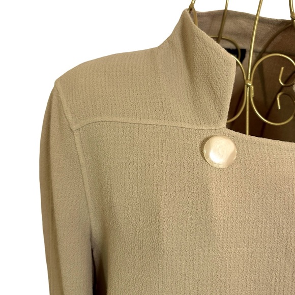 St. John Jacket Size 8 - Picture 6 of 14